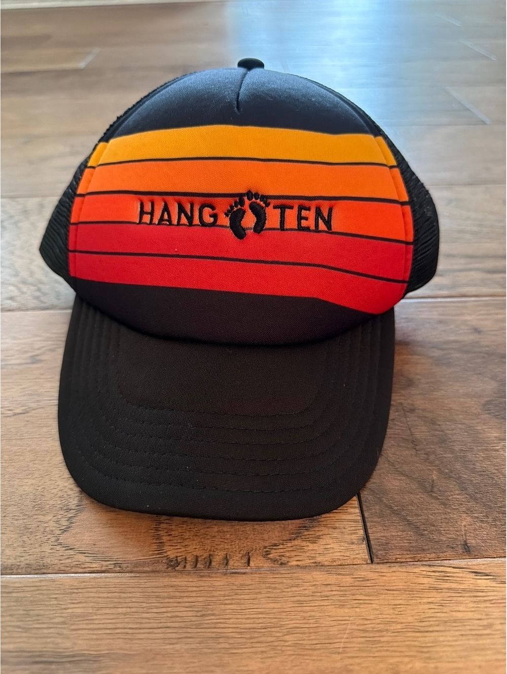 Hang Ten Men's Black Mesh Back Trucker Hat